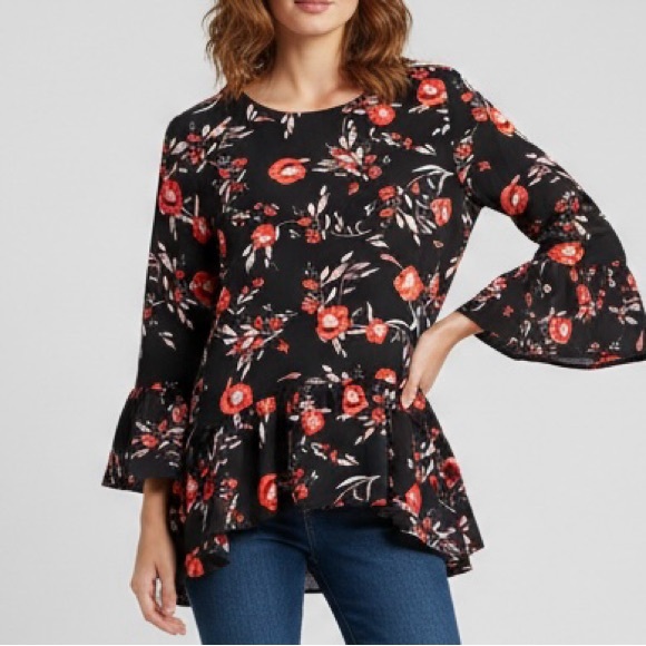 Gibson Tops - Gibson Look Ruffle Asymmetrical Floral Blouse - Navy/Red - Size M